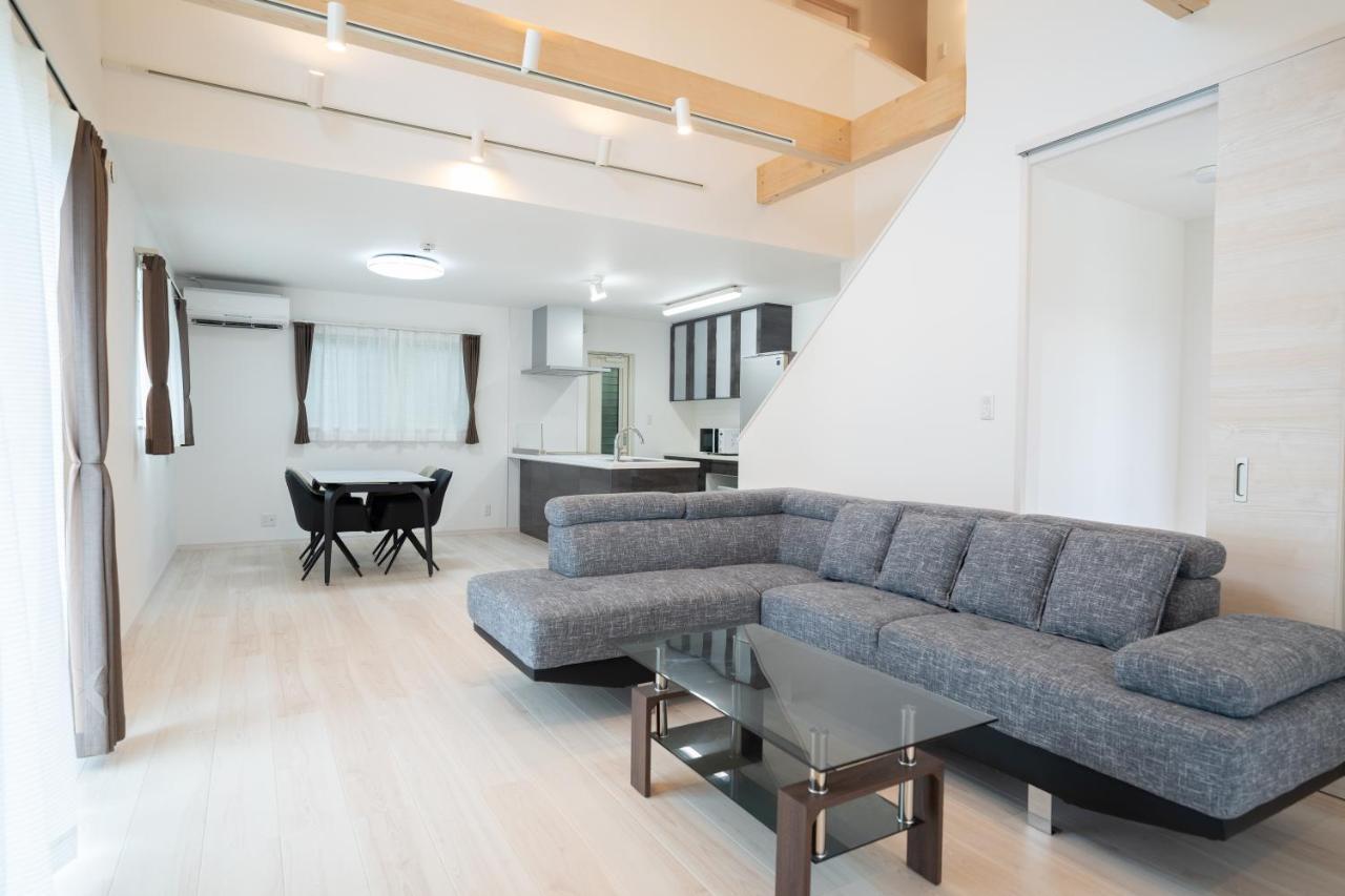 Comfy Resort Villa Onna Exteriör bild